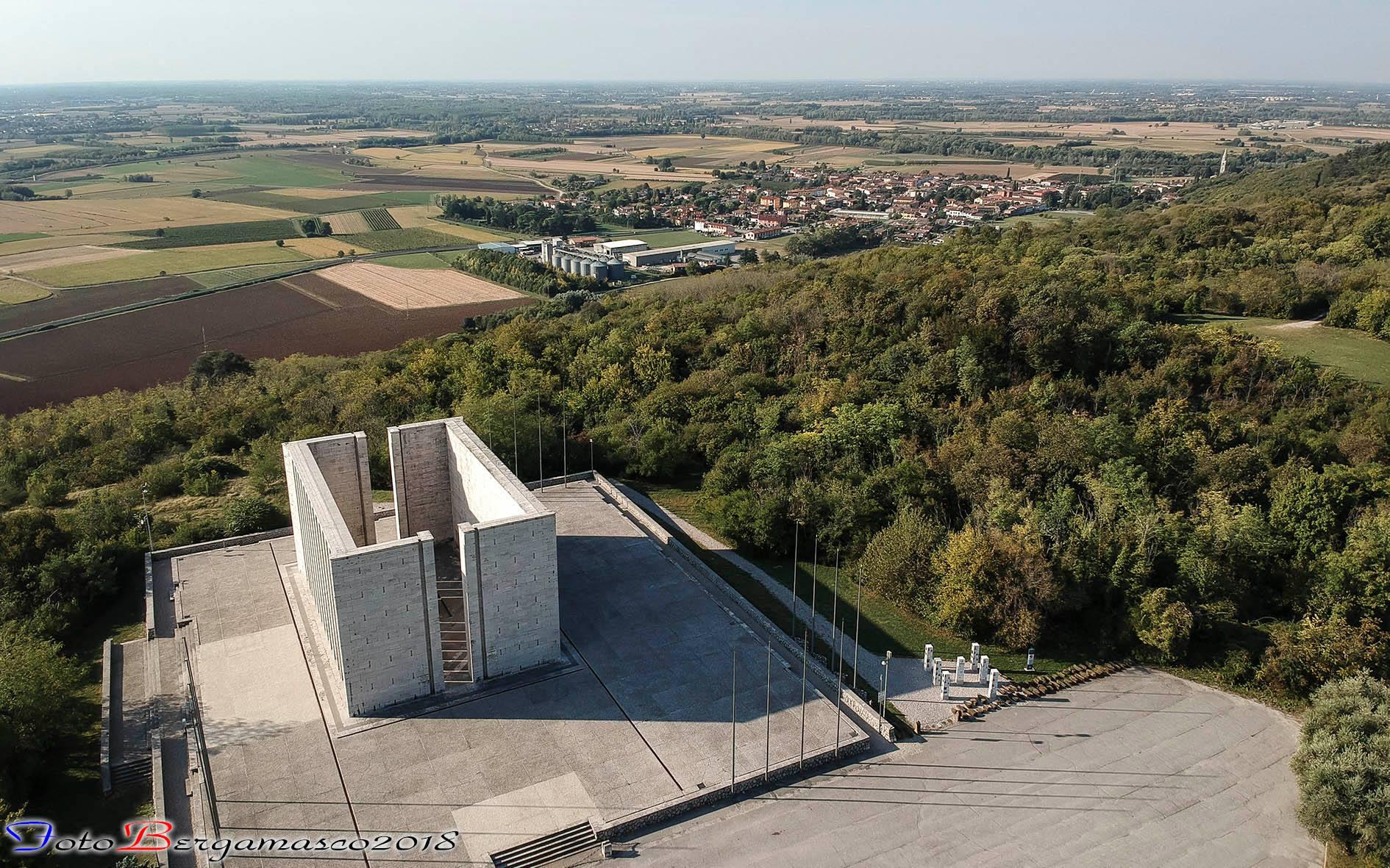 Finanziata la torre panoramica sul colle di Medea, ira del Pd sul progetto